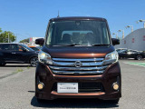 お支払い総額は県内登録・店頭納車にての表示をさせて頂いております。登録のご住所によって県外登録費用が必要となりますし、ご依頼によっては別途陸送費用が必要となる事も御座います。