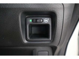 スイッチ一つでパワーステアリングアシストの量を、「標準」と「軽い」の2パターンを切り替えることができます。