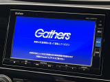 【純正ナビ】人気の純正ナビを装備しております。ナビの使いやすさはもちろん、オーディオ機能も充実!キャンプや旅行はもちろん、通勤や買い物など普段のドライブも楽しくなるはず♪