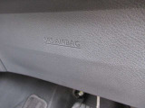 ニーエアバック(ひざ下)は運転席正面下からの衝撃を軽減します♪♪