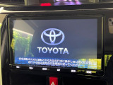 【メーカー純正ナビ】インテリアに溶け込むスタイリッシュな「専用設計」メーカーナビを装備♪視認性や操作性など基本性能にも優れ、より上質なカーライフをお楽しみいただけます。