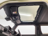 【オプション多数】大好評ボディーへのガラスコーティング施工承ります☆ご納車でキレイなのは当たり前♪その後のお手入れは水洗いでOK!いかに良い状態を保つかがカギ☆純正や社外パーツ等も取り寄せ・取付可能☆
