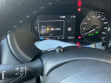 メーター内で様々な車の設定やデータの確認もできちゃいます!