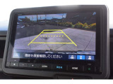 バックカメラが装備されており、後方の安全確認はもちろんのこと狭い場所での駐車や雨の日・夜間など視界の悪いコンディションでのストレスの軽減にもなります!