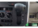 CVT(無段変速機)を採用しています!走行シーンにマッチした変速比で快適ドライブが出来ます♪