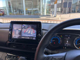 上空から見下ろしたような表示で車両感覚のつかみやすい『アラウンドビューモニター』に移動物検知警報(MOD)があり更に安心です。