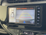 【パノラミックビューモニター】クルマを真上から見下ろした視点で駐車をサポートします!クルマの斜め後ろや真横など、いち早く障害物に気が付くことができます。