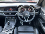 ステルヴィオ 2.2 ターボ ディーゼル Q4 スポーツパッケージ 4WD 4WD 本革シート