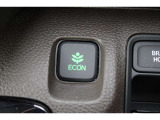 ECONスイッチの効果とあなたの運転で、クルマと力をあわせ「燃費向上=ガソリン代の節約=CO2 削減」のチャレンジをお楽しみください。