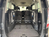 普段のお買い物や通勤、送迎等に十分な荷室スペースを確保しております。セカンドシートを倒すと、大きな荷物の積載も可能です♪