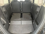 普段のお買い物や通勤、送迎等に十分な荷室スペースを確保しております。セカンドシートを倒すと、大きな荷物の積載も可能です♪