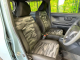運転席シート廻りは使用感も少なく、良好な状態となっています。丁寧に使われていたことがよくわかりますね。