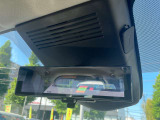スマートルームミラーになっています 8人乗車時でも後方確認ができます
