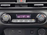ボタンで簡単操作のエアコンです♪