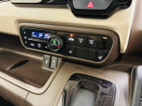 シートヒーター装備付き車!!座席に埋め込まれた電熱線によりシートを暖めることが出来る装備で、温めたられたシートは、寒い冬には最適です!!