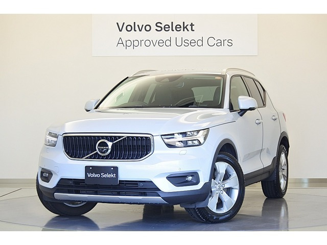 XC40 T4 モメンタム 