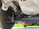 お車を安心してお乗りいただく為には、足回りの定期点検が欠かせません。サービスサポート(有償保証)では無料点検もご提供しており、安心のカーライフをお過ごしいただけるサポート体制が整っています。