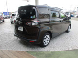 自動車保険も取り扱っております。この機会に保険を見直しましょう♪