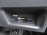 『ETC2.0』を装着しています♪♪ 有料道路での料金所の手間を省いて運転に集中できます♪♪ 車から離れる時はカードの抜き取りをお忘れなく♪♪