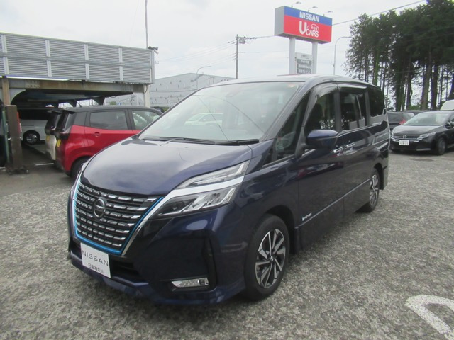 セレナ 1.2 e-POWER ハイウェイスターV 