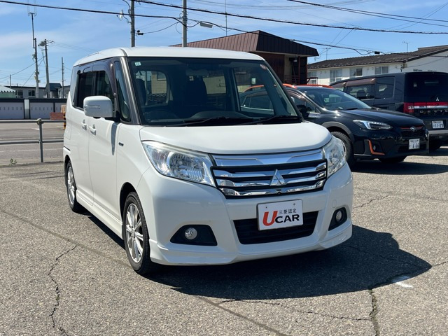 デリカD:2 1.2 ハイブリッド MZ ナビパッケージ 4WD 