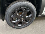 ☆お車についた傷やヘコミ、事故の修理もハヤシにお任せください。自社鈑金工場で修理ができますの安心です☆