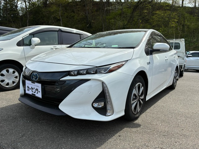 トヨタ プリウスPHV 