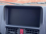 [オーディオレス]こちらのお車はオーディオレスなので、ナビゲーションを入れるも良し!お好きなメーカーのオーディオデッキを入れるも良し!豊富なディーラーオプションからお選び下さいね♪
