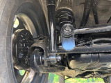 お車を安心してお乗りいただく為には、足回りの定期点検が欠かせません。サービスサポート(有償保証)では無料点検もご提供しており、安心のカーライフをお過ごしいただけるサポート体制が整っています。