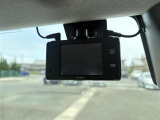 【 ドライブレコーダー 】運転中の記録を残します。事故などを起こした起こされた時の証拠を残します。 //