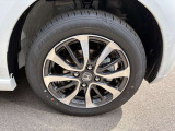 ☆お車についた傷やヘコミ、事故の修理もハヤシにお任せください。自社鈑金工場で修理ができますの安心です☆