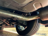 お車を安心してお乗りいただく為には、足回りの定期点検が欠かせません。サービスサポート(有償保証)では無料点検もご提供しており、安心のカーライフをお過ごしいただけるサポート体制が整っています。