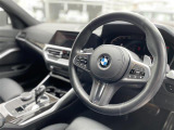 3シリーズセダン 320d Mスポーツ 4WD 本革シート