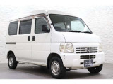 当社の優秀なスタッフがしっかり点検整備をさせていただいてからご納車いたします!さらに!エンジンオイル、エレメント・ミッションオイル・ワイパーゴムを新品交換になります!これで安心して乗って頂けます!