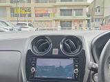 【日産純正ドラレコ(前/後)装着車】 映像/音声の記録はもちろん、映像再生時に走行軌跡や車速のわかるGPS搭載。事故時の客観的な検証に役立ちます。