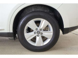 純正17AW!タイヤサイズは225/65R17になります!