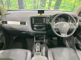 アウトランダーPHEV 2.0 G ナビパッケージ 4WD 