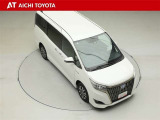 両側パワースライドドア付きだから、狭い駐車スペースなどでの乗り降りラクラク♪小さなお子さまのいるご家庭には嬉しい装備です。