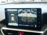 バックモニター(黄色いガイドラインのお陰で、駐車がしやすいです。真上から見下ろしたアングル付きです)