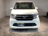 お客様に安全で快適なカーライフをお送りいただくために、中古車にも高いレベルの品質基準を設け、その基準に従って、全ての中古車について納車前整備を実施しています。