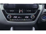 左右独立で温度コントロール出来るフロントオートエアコンです♪0.5度刻みで温度設定ができるので、運転席・助手席どちらも我慢せず快適な温度で過ごせます。