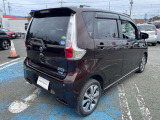 女性、初心者の方にもわかりやすく納得いくまでお車の説明を致します。