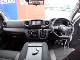 周りが見やすく運転しやすいお車です♪