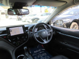 中古車を購入する場合、「車両本体価格」に加えて、税金や手数料などの「諸費用」を支払う必要があります。「法定費用:自動車税や自賠責保険等の国や自治体に払うことが法律上義務付けられている費用」「販売店手数