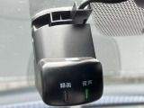 ドライブレコーダーは運転時はもちろんのこと、駐車場内でエンジンを切っている時でも当たった振動を元に電源が自動で入るので当て逃げ防止にもなります。