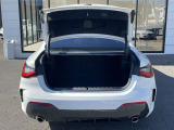 サービスにはドイツ本国と同様に教育と訓練を受け、BMWを知り尽くした「マイスターメカニック」が数多く在籍しております。納車前点検整備で、お客様に安心と安全をお届けいたします。