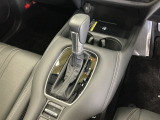 発進時から滑らかに加速する無段階変速のCVTはストップ&ゴーの多い街の中も快適です