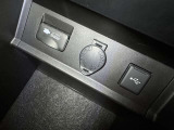シガーソケット用の充電器が使用可能です!
