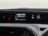 【メーターまわり】ドライバーから見やすい位置にあって安全運転に寄与します。マルチインフォメーションディスプレイでは、クルマに関するたくさんの情報を確認可能。