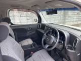 運転席開口部。